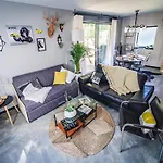 Premium In With Garden Apartament