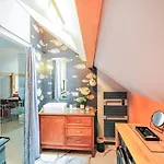 Premium In With Garden *