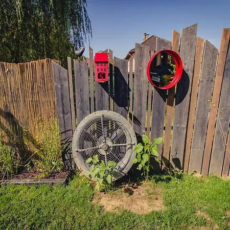 Апартаменты Premium In Quirin With Garden