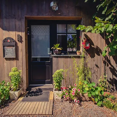 Premium In With Garden Saint-Quirin