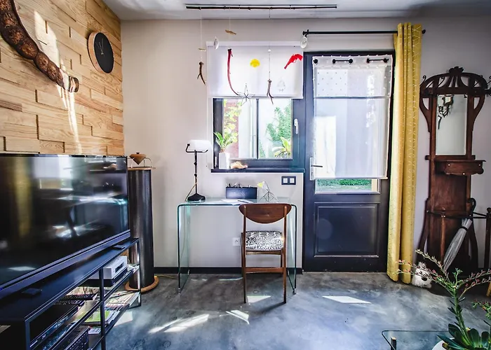 Premium In With Garden Saint-Quirin