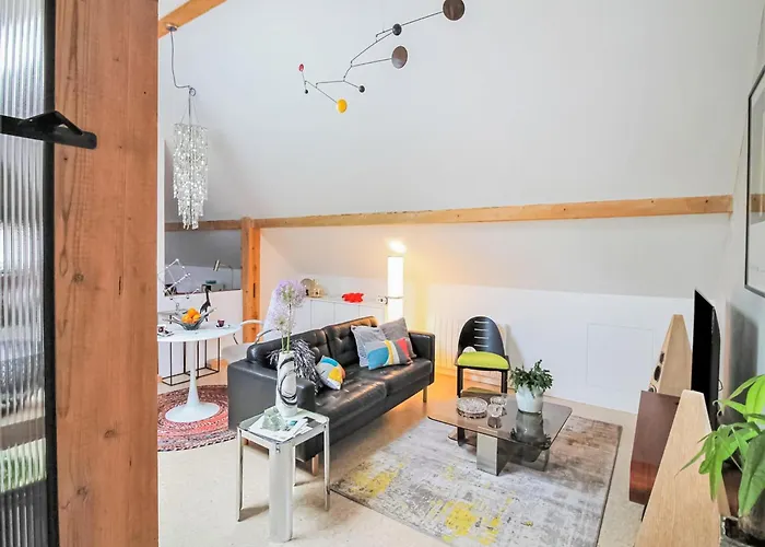 Premium In With Garden