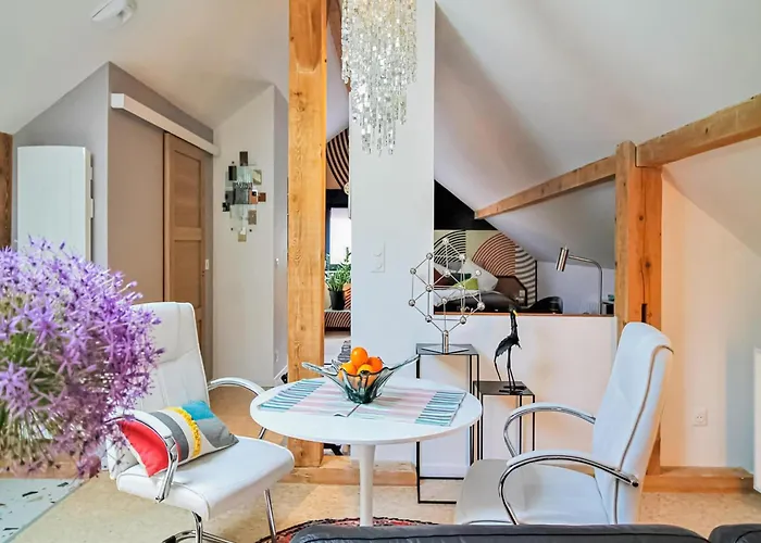 Premium In With Garden Apartmán